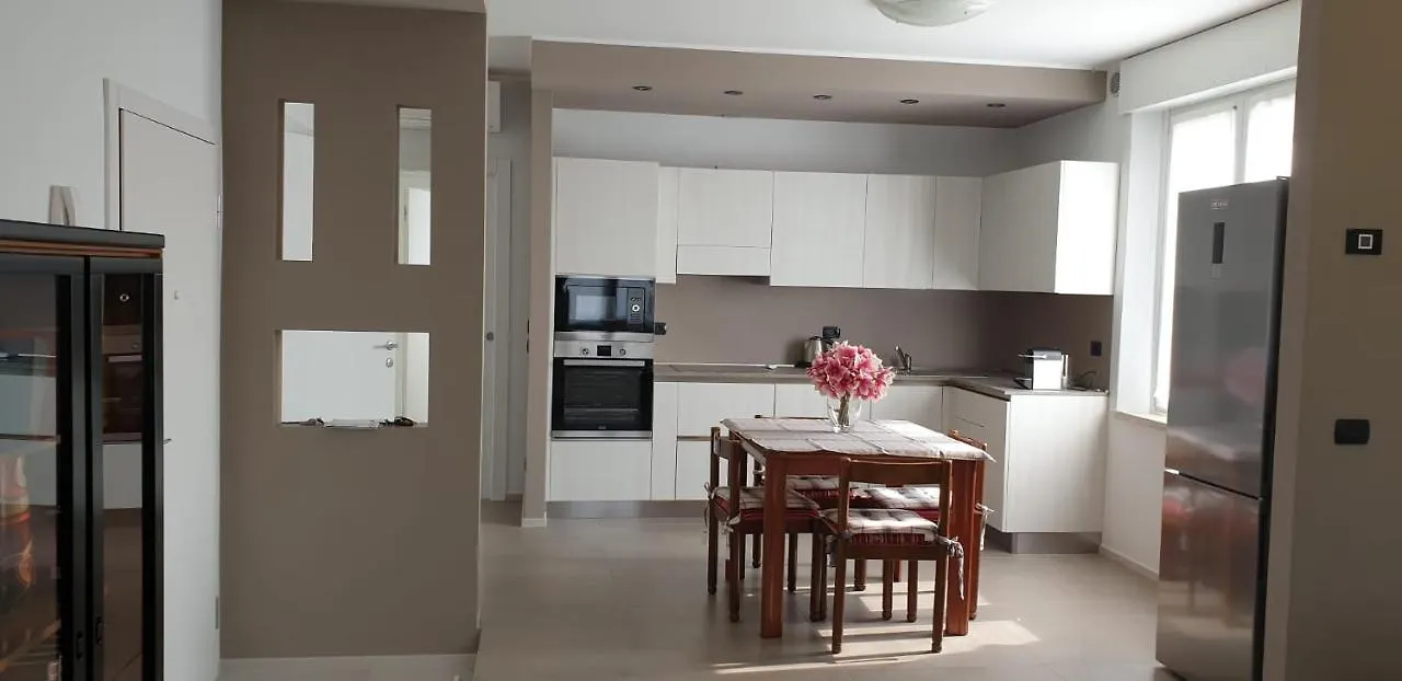 Appartamento Rosy Peschiera del Garda Apartment