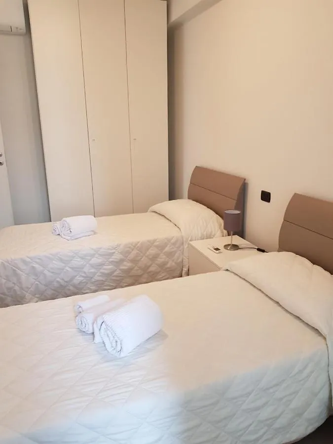Apartment Appartamento Rosy Peschiera del Garda Italien